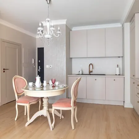 Almond Dream Komfortowy Smart Lock Apartment